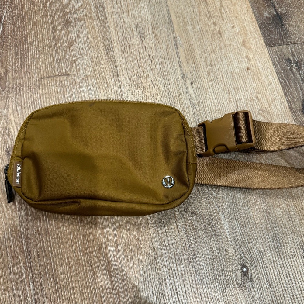 Lululemon Belt Bag 1L